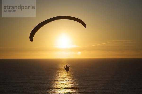 Sonnenuntergang  über  Wind  fahren  Ozean  Gleitschirm  Kalifornien