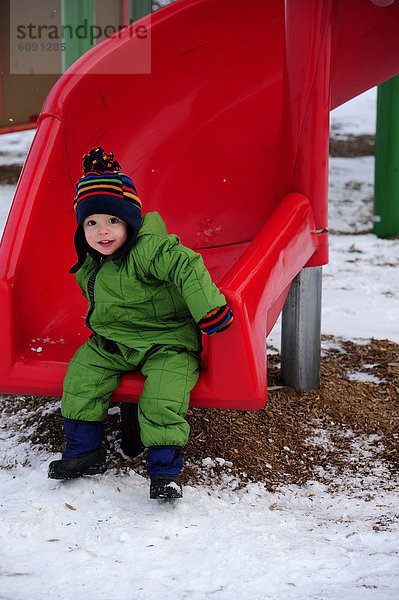 Winter  Spiel  Rutsche  rutschen