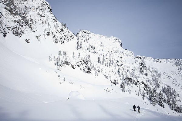 durchsichtig  transparent  transparente  transparentes  Tag  unbewohnte  entlegene Gegend  2  Ski