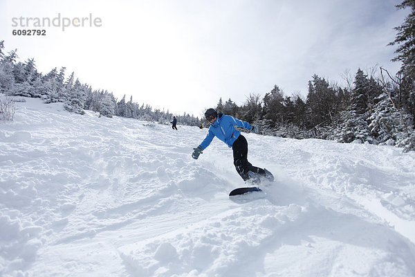 Snowboardfahrer  Frische  schnitzen  Hampshire  neu  Schnee