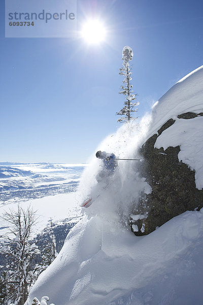 Mann  Ski  Pulverschnee  Gesichtspuder  Schnee  Wyoming