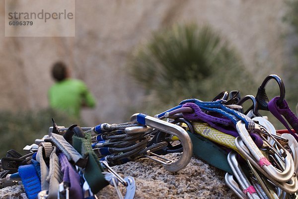 Wäscheständer  gebraucht  Mann  ruhen  klein  Hintergrund  Klettern  Nuss  Boulder  klettern