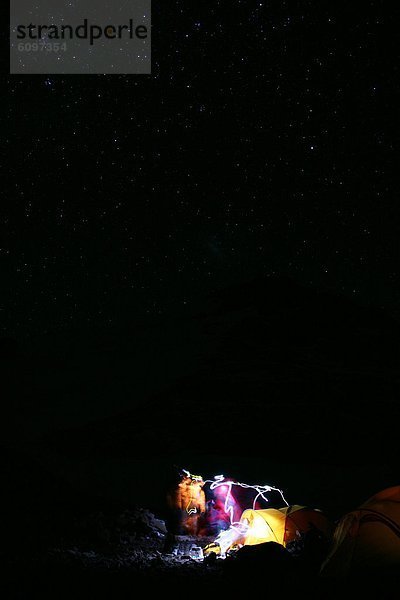 Bergsteiger  sternförmig  Berggipfel  Gipfel  Spitze  Spitzen  Vorbereitung  Nacht  Argentinien