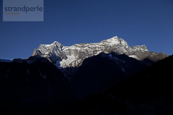 Landschaft  Ansicht  Berglandschaft  Basar  Nepal