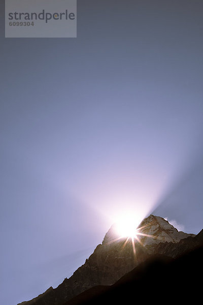 zwischen  inmitten  mitten  Sonnenaufgang  dramatisch  2  Nepal