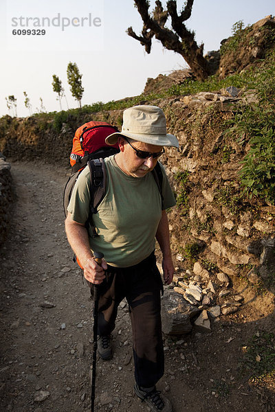 bergauf  Bergwanderer  Marken  Nepal