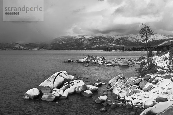 Felsbrocken  Winter  bedecken  Wolke  Sturm  See  Nevada  Schnee  Wal