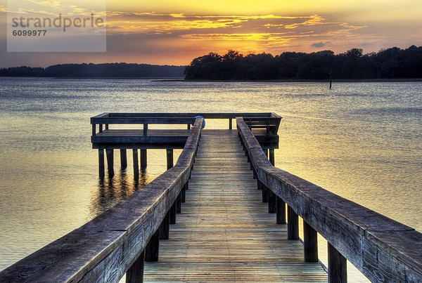 Sonnenuntergang Wasserweg Kai Insel South Carolina