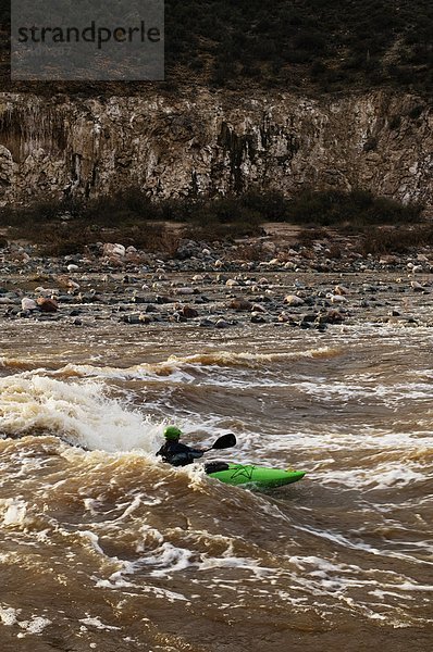 Geschwindigkeit  Fluss  Kajakfahrer  Wildwasser  Spiel  Arizona  Fenstersims  Windsurfing  surfen  Speisesalz  Salz