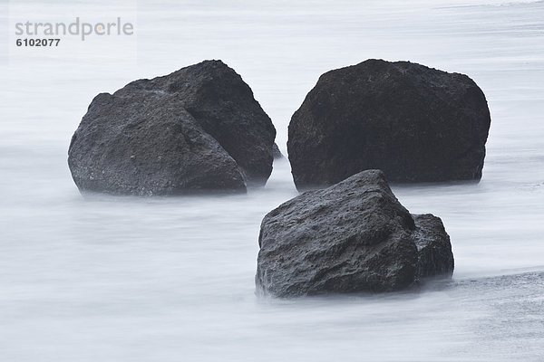 Felsbrocken  Strand  groß  großes  großer  große  großen  3  Rubin  Olympic Nationalpark