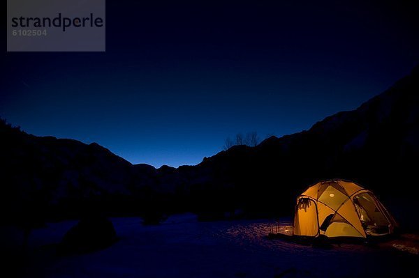 Nacht  Campingplatz  unbewohnte  entlegene Gegend  Kalifornien