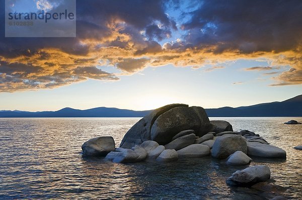 Felsbrocken  Sommer  Sonnenuntergang  See  Nevada  Wal