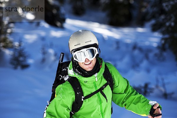 Fröhlichkeit  Skifahrer  Frische  lächeln  Skisport  Gesichtspuder  Colorado