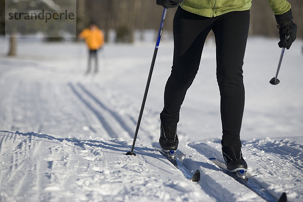 folgen  Skisport  Ski  gepflegt  Langlaufski