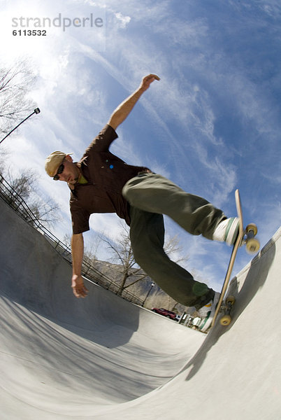 Mann  Skateboard