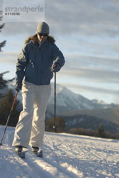 Spur  überqueren  Frau  Skisport  Kreuz