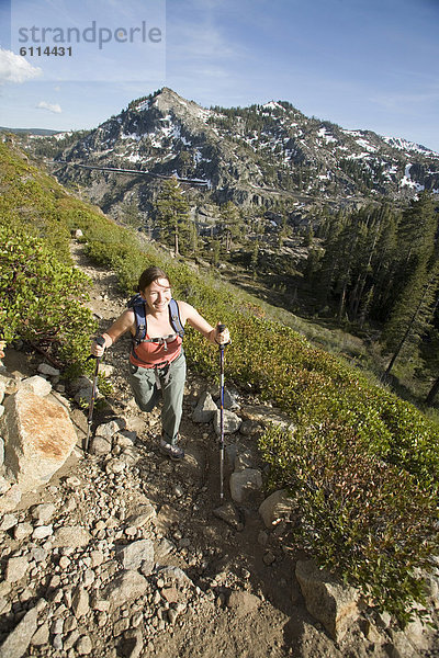 nahe  Frau  wandern  Kalifornien  jung