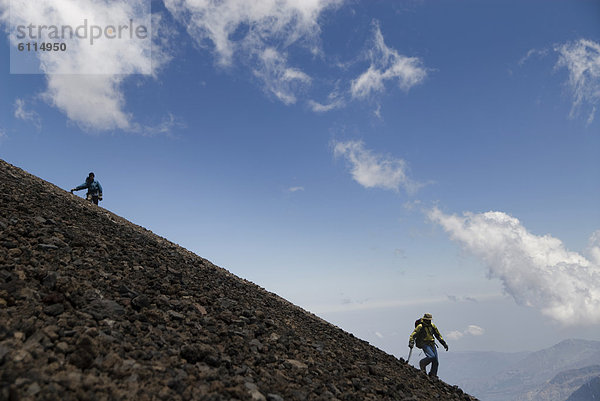 Bergsteiger  Himmel  absteigen  Hintergrund  blau  2  Hang  steil
