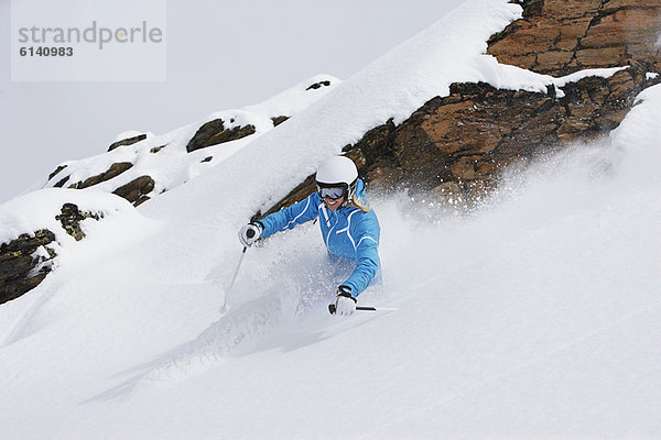 Skifahrer  Schnee  Küste  Hang