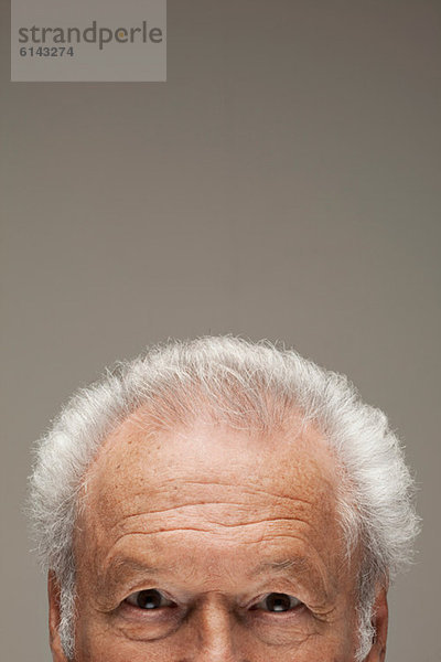 Älterer Mann  Portraitausschnitt