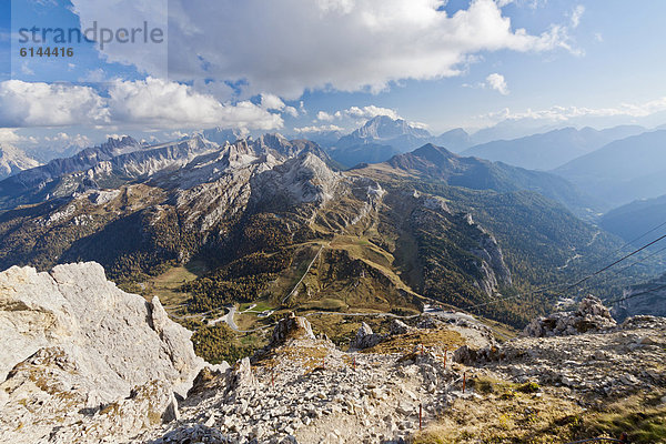 Aussicht vom Lagazuoi  2778 m  Falzarego-Pass  Dolomiten  Italien  Europa