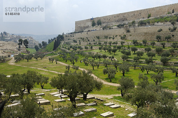 Kirdrontal mit Abschaloms oder Absaloms Grab  Jerusalem  Israel  Naher Osten