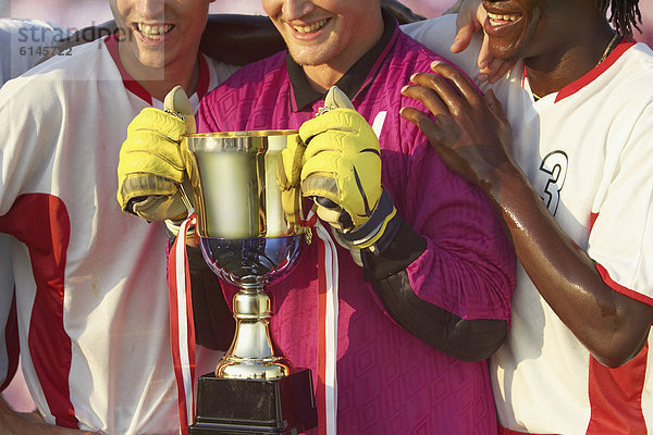 halten Fußballmannschaft Pokal