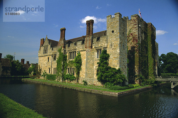 Hever Castle (1270 – 1470)  Kindheit-Startseite von Anne Boleyn  Edenbridge  Kent  England  UK  Europa