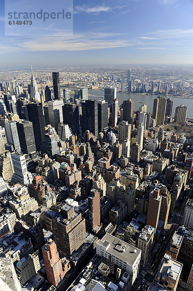 Vereinigte Staaten von Amerika USA New York City Gebäude Fluss Nordamerika Ansicht Midtown Manhattan