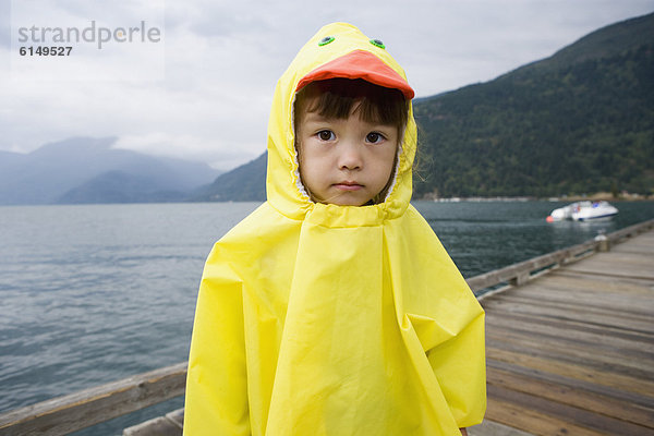 Regenmantel  Portrait  Junge - Person