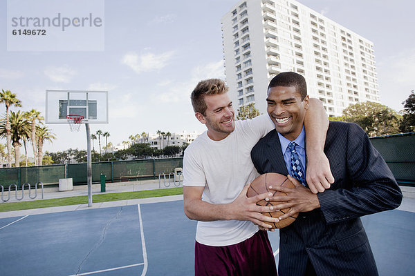 Geschäftsmann  Basketball  Gericht  Freund