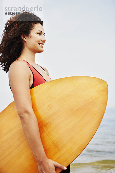 einsteigen  Frau  halten  jung  Bodyboard