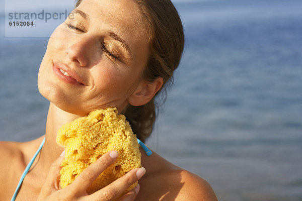 Frau  Landschaft  halten  Topfschwamm  Schwamm