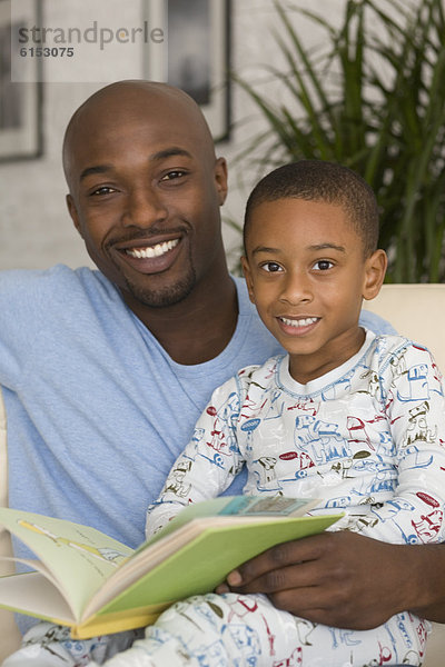 Menschlicher Vater Sohn vorlesen