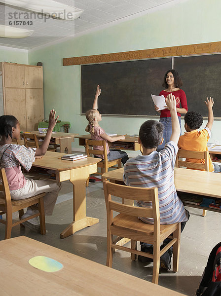 heben  Student  multikulturell