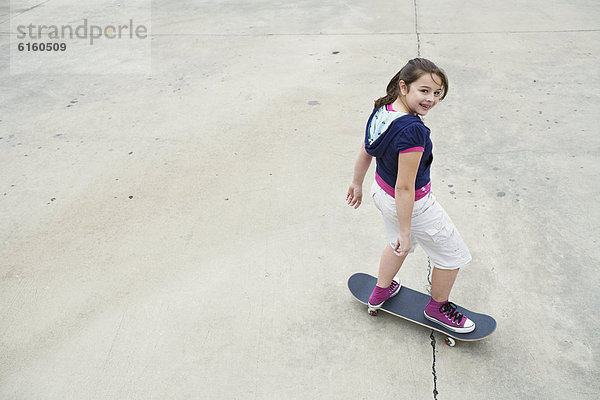 fahren  Skateboard  mischen  Mädchen  Mixed