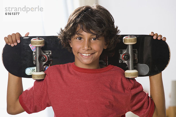 Junge - Person  halten  Skateboard  mischen  Mixed