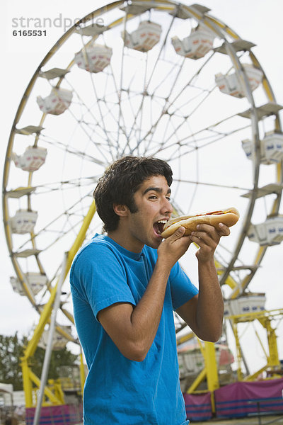 Hot Dog Hot Dogs Junge - Person mischen Karneval essen essend isst Jugendlicher Mixed