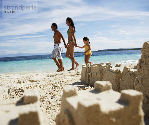 Palast  Schloß  Schlösser  Hispanier  Sand  Fokus auf den Vordergrund  Fokus auf dem Vordergrund