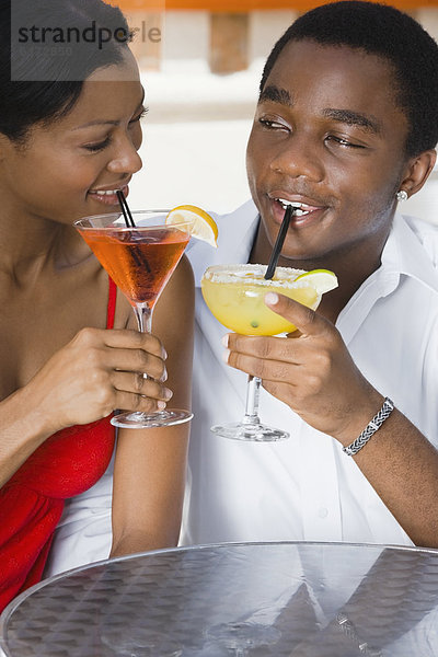 Cocktail  trinken  multikulturell