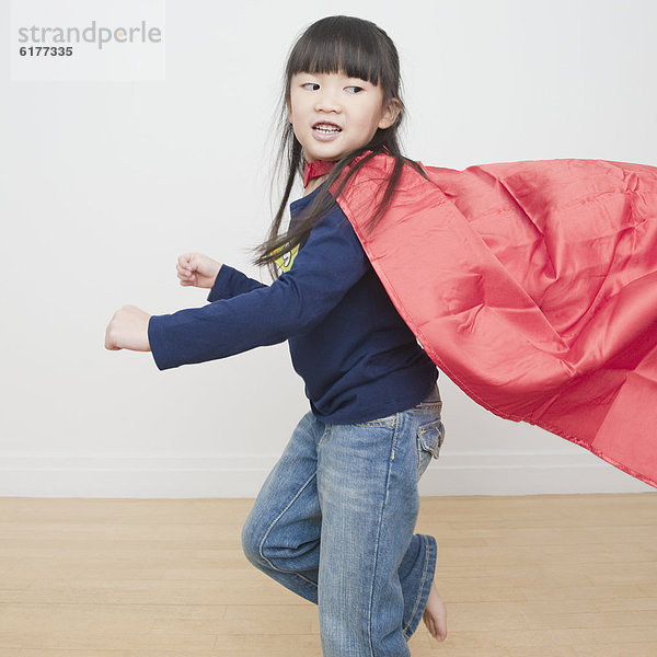Superheld  rennen  chinesisch  Mädchen