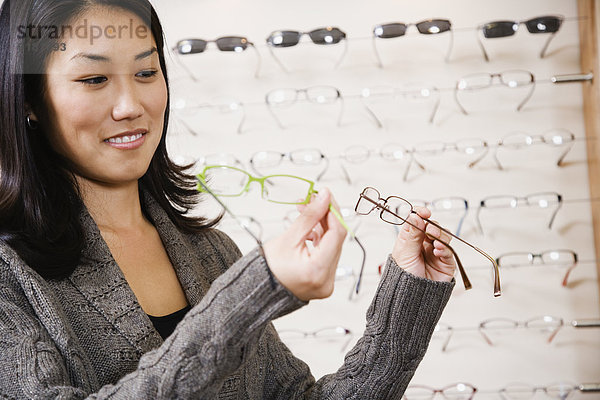 Frau  Brille  Vergleich