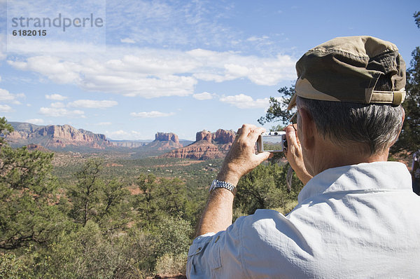 Senior  Senioren  Mann  Fotografie  nehmen  Landschaft  Wüste