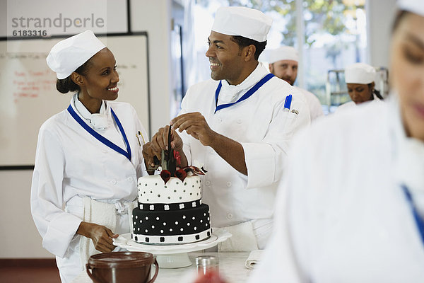 Kuchen schmücken Koch Gebäck