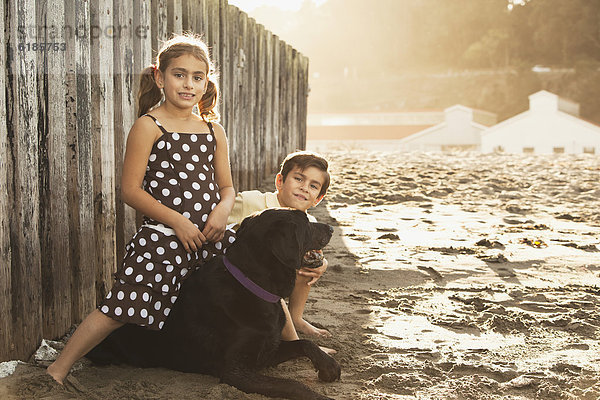 Fröhlichkeit  Strand  Bruder  Schwester  Hund  mischen  Mixed