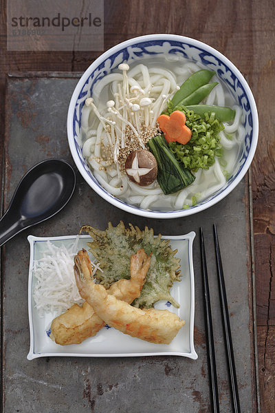 Shrimps  Garnele  gebraucht  Chinesische Nudel  Chinesische Nudeln  Gambas  Riesengarnele  Suppe