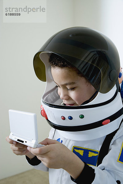 Junge - Person  Spiel  mischen  Camcorder  Kostüm - Faschingskostüm  Astronautin  Mixed