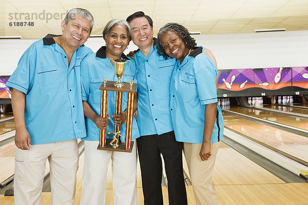 Teamwork  Gasse  Bowling  Pokal