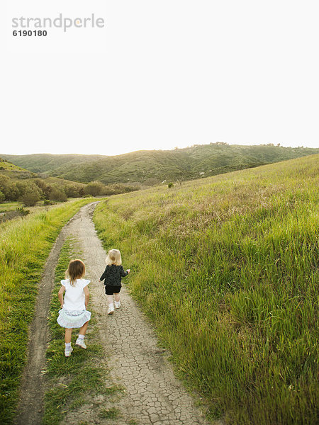 gehen  Weg  Feld  Mädchen