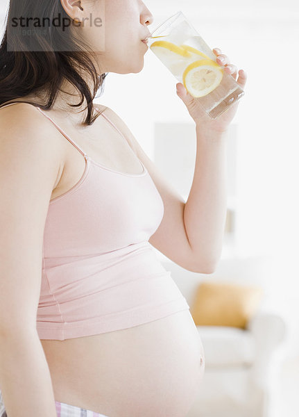 Wasser  Frau  Schwangerschaft  trinken